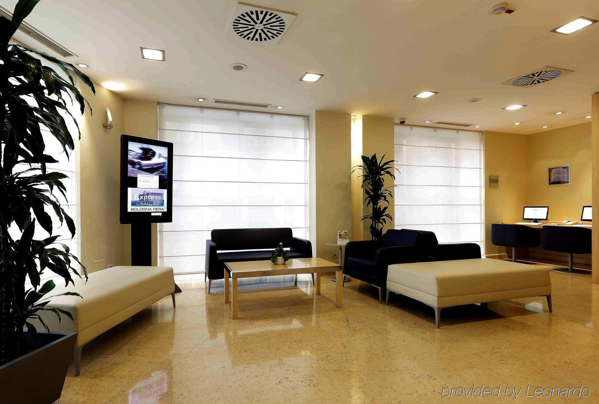Holiday Inn Milan Garibaldi Station By Ihg Exterior photo